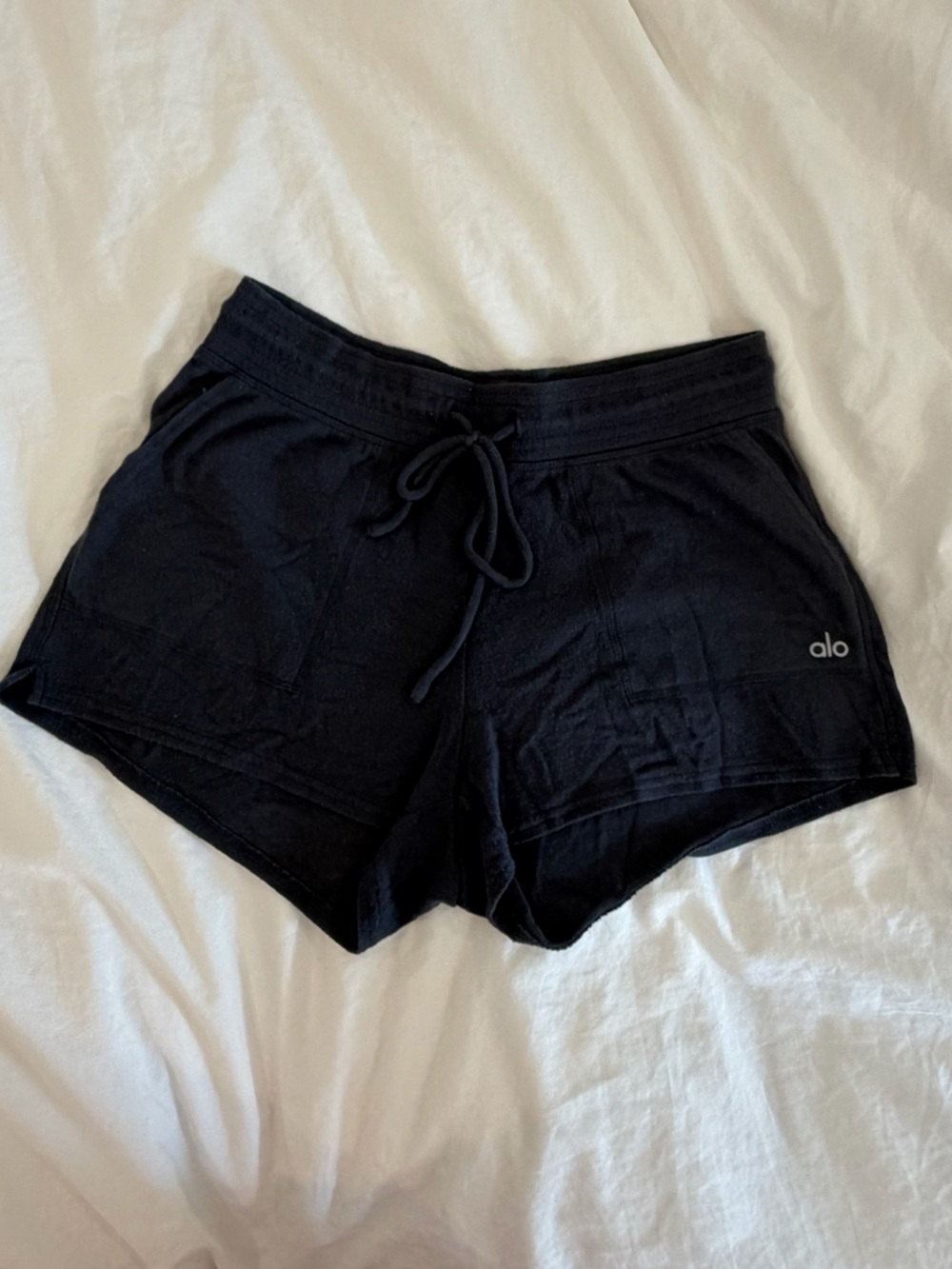 ALO Yoga anthracite lounge shorts size small